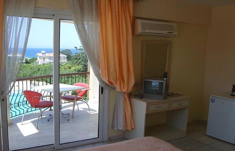 The Prince Inn Hotel & Villas Kyrenia  Exteriér fotografie